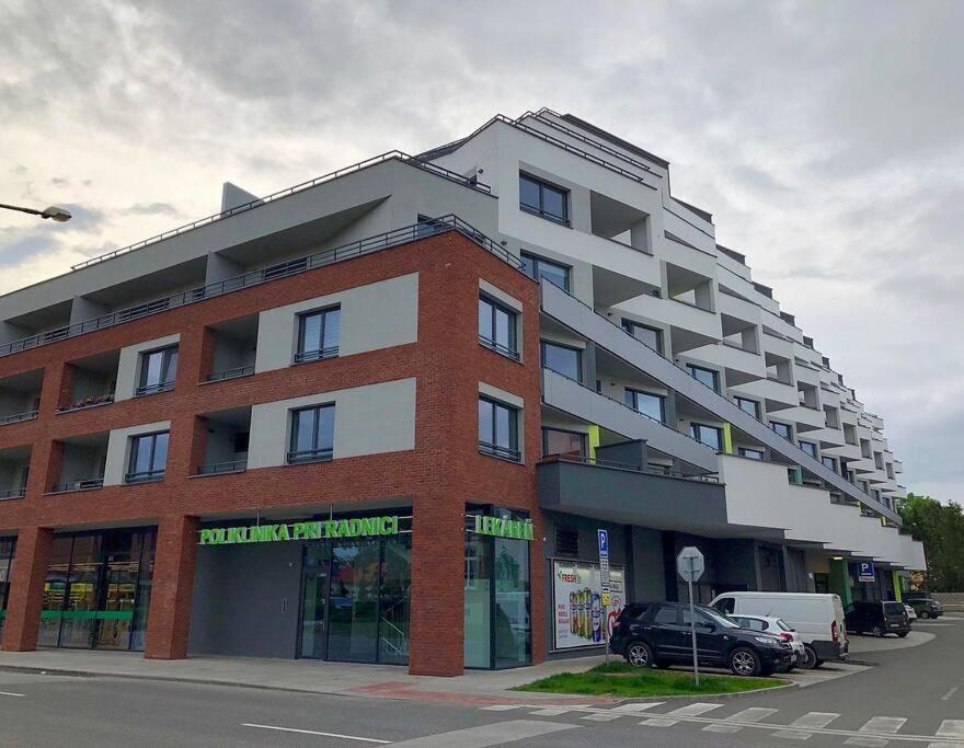 Ferienwohnung Apartman Soul 200 M Do Centra S Private Parking Free Košice Exterior foto